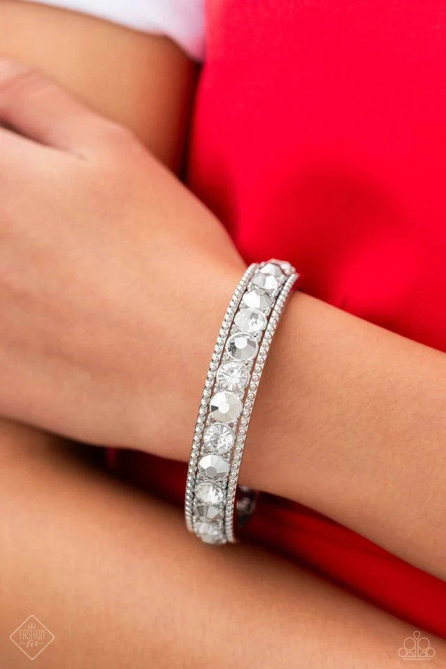 Polishing Promise White Bracelet